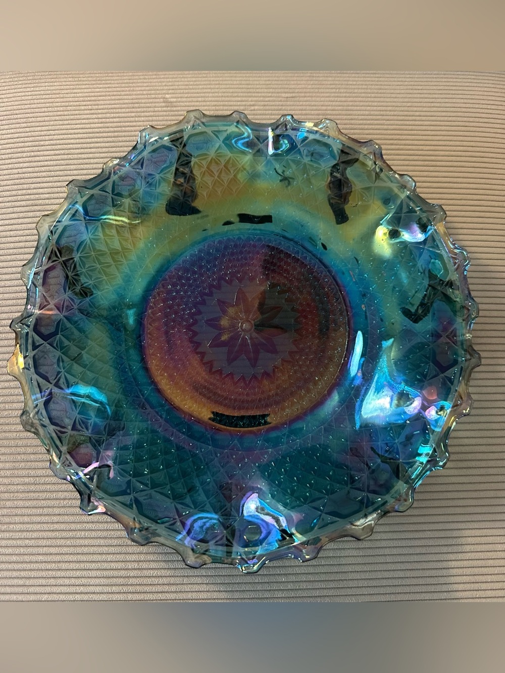 10-inch Indiana Glass Carnival Glass bowl (blue/green/purple) - Picture 2 of 4